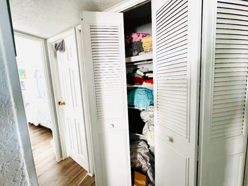 11 Henry Drive a Winter Haven, FL Mobile or Manufactured Home for Sale